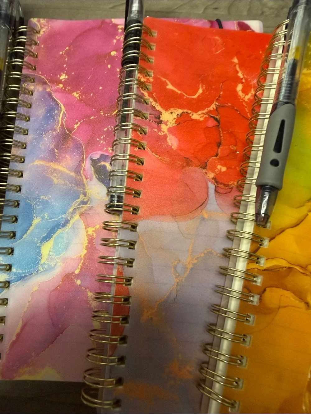 ❣️5/$25❣️ Abstract  Spiral Notebook with Elastic Band & pen. 🆕
